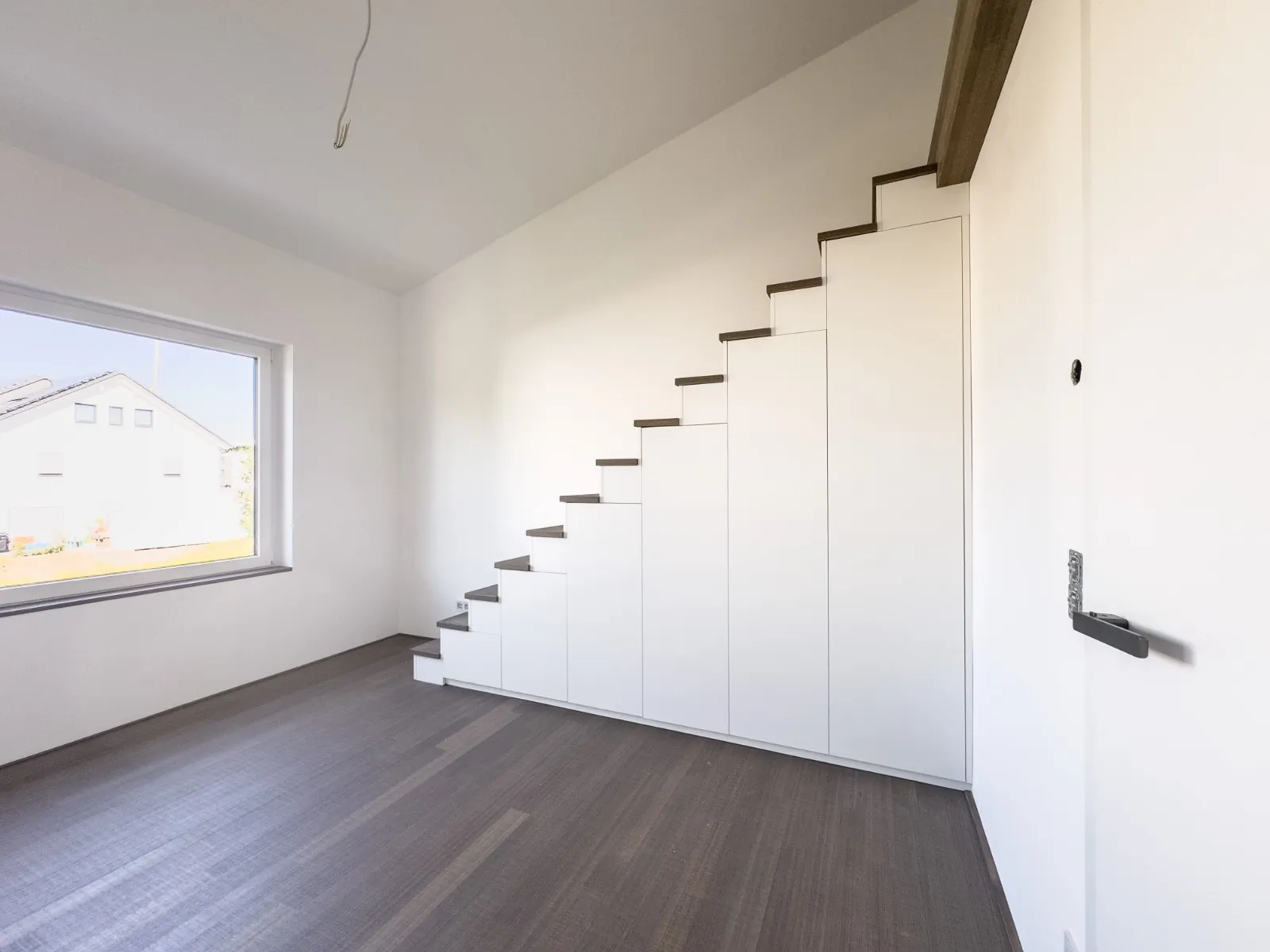 Treppe mit integriertem Stauraum